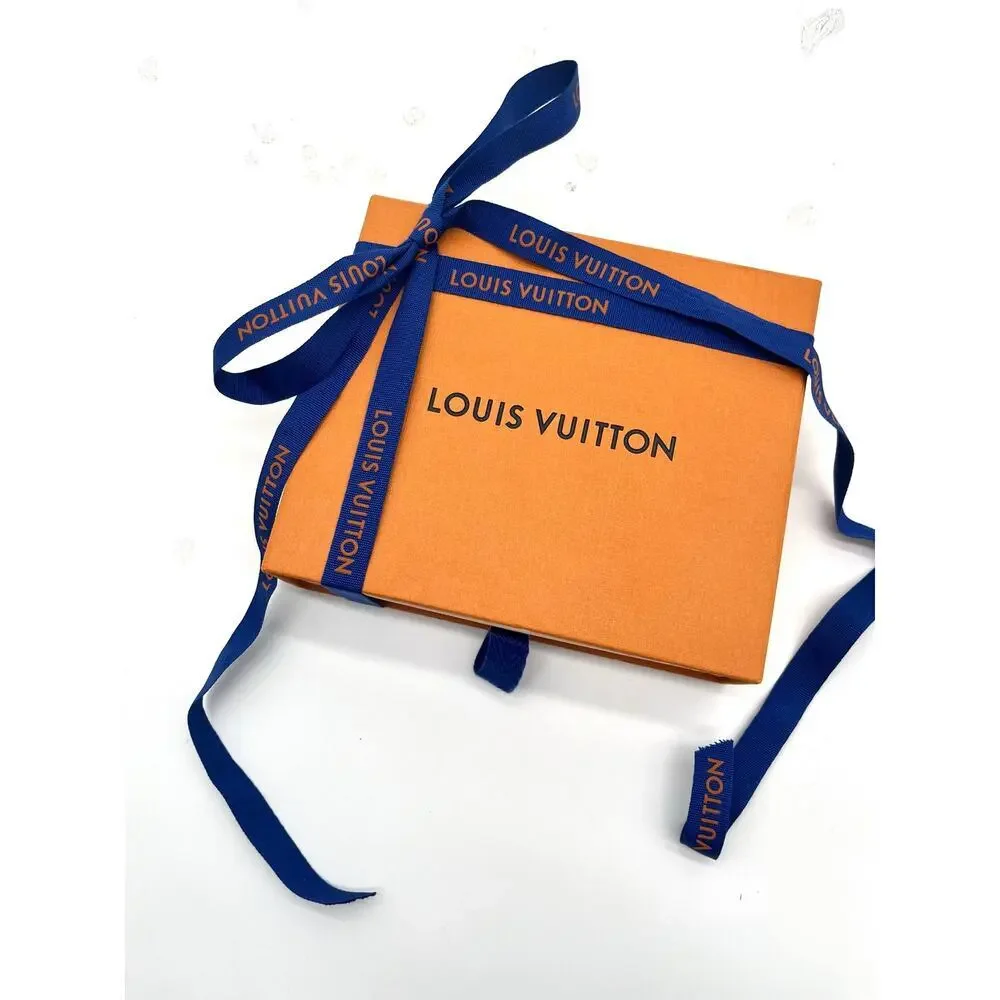 LOUIS VUITTON Gift Box Set and Ribbon